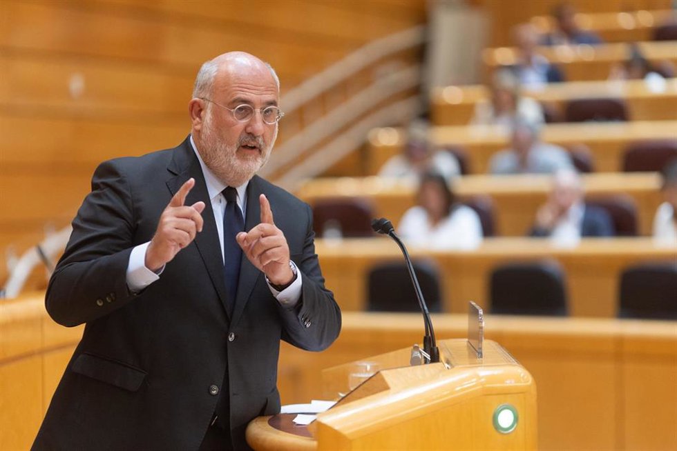 Archivo - El senador de JxCat, Eduard Pujol, durante una sesión plenaria en el Senado, a 10 de septiembre de 2024, en Madrid (España). 