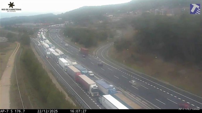 Retenció aquest dilluns a l'AP-7 a Sant Sadurní d'Anoia (Barcelona)