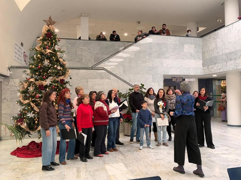 El Hospital Reina Sofía de Córdoba organiza distinas actividades con motivo de las fiestas navideñas.