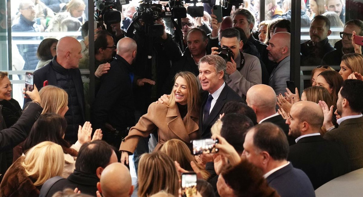 Feijóo y  barones  del PP advierten del  trasvase  de voto del PSOE a Vox