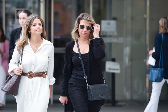 Archivo - La asesora de Moncloa, Cristina Álvarez, a su llegada a declarar por el ‘caso Begoña Gómez’, en los Juzgados de Plaza de Castilla, a 10 de septiembre de 2025, en Madrid (España). El juez Juan Carlos Peinado tiene previsto volver a interrogar est