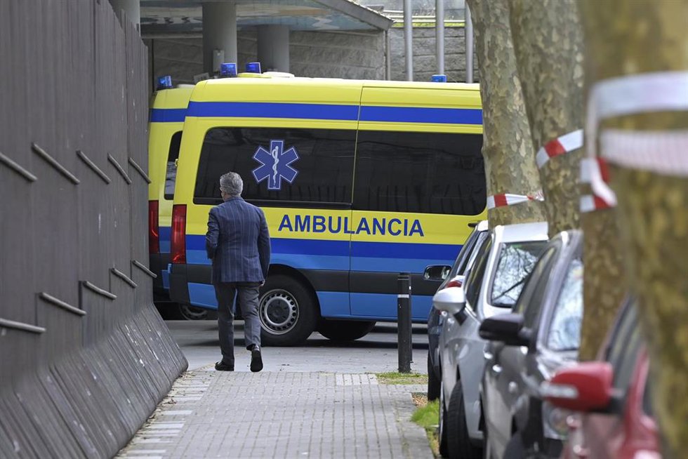 Archivo - Inmediaciones del Hospital Marítimo de Oza, en A Coruña.-ARCHIVO