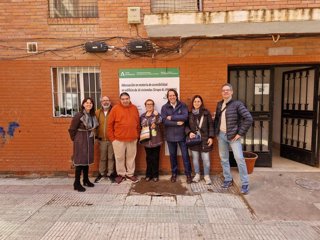 La Junta apoya la mejora de la accesibilidad de un edificio residencial de Almería.