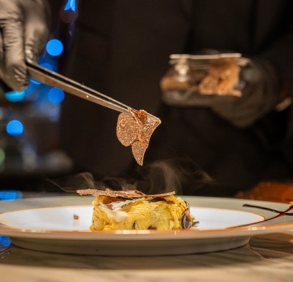 Les Grands Buffets democratiza el lujo de la trufa con 14 nuevas recetas inspiradas en la era de Escoffier
