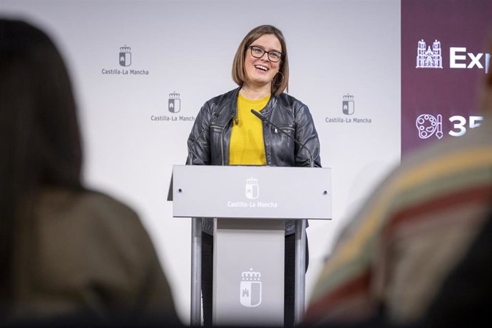 La consejera de Economía, Empresas y Empleo, Patricia Franco, y la consejera Portavoz del Gobierno regional, Esther Padilla, comparecen en rueda de prensa, en el Palacio de Fuensalida, para dar cuenta de los asuntos tratados en el Consejo de Gobierno.