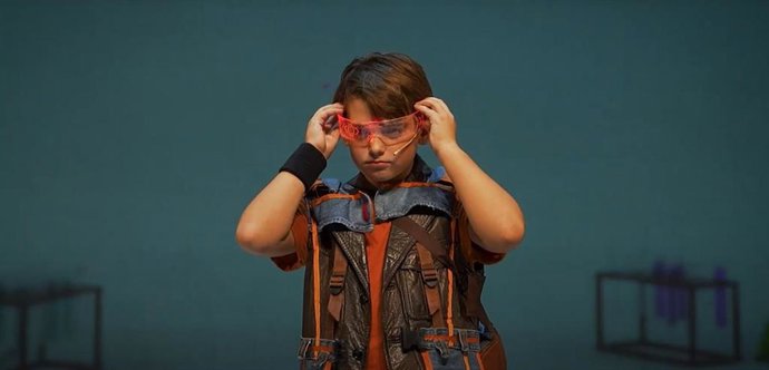 DINOSAURIOS GIGANTES, PRINCESAS E INDIOS LLEGAN A LA RAMBLETA CON 'JURASSIC GAME'