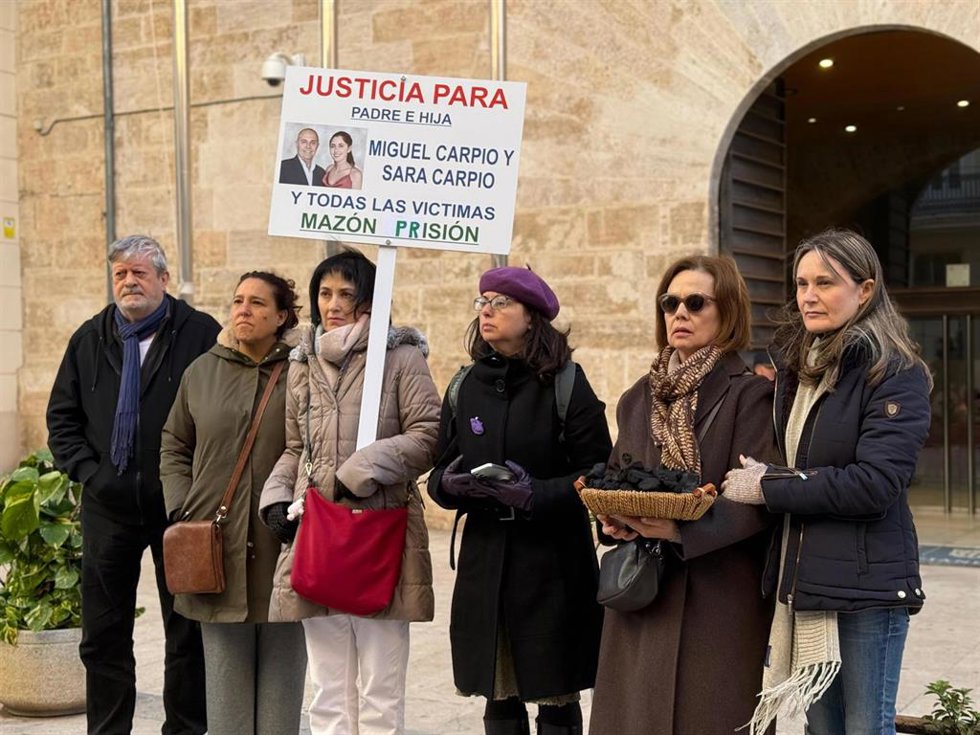 Presentación de la nueva manifestación con el lema 'Mazón a presó'