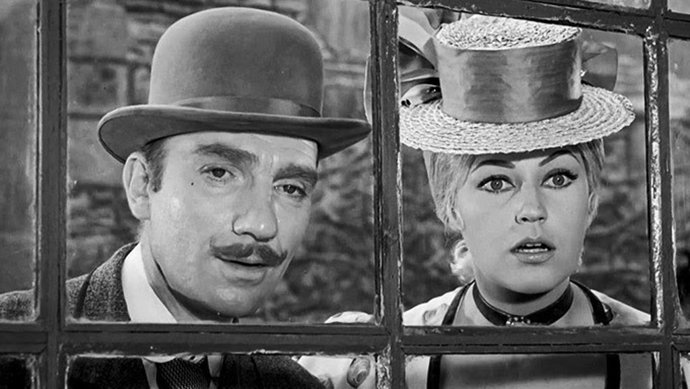 FlixOlé estrena 'Sólo para hombres', comedia de Fernando Fernán Gómez