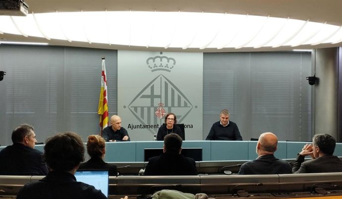 Balletbò, Gil y Pallarols en rueda de prensa este martes.
