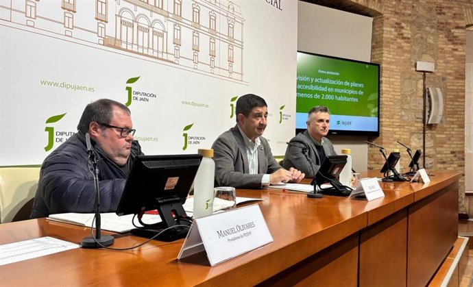 Firma del protocolo entre la Diputación y Fejidif.