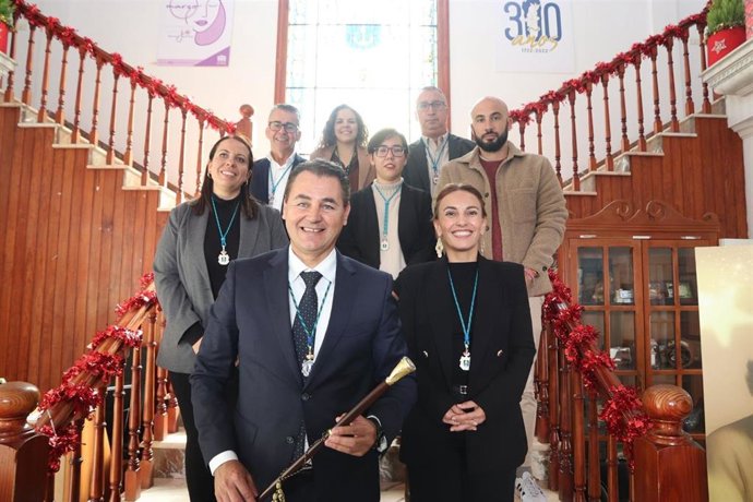 Andrés Martínez, nuevo alcalde de Arico, junto a la exalcaldesa, Olivia Delgado