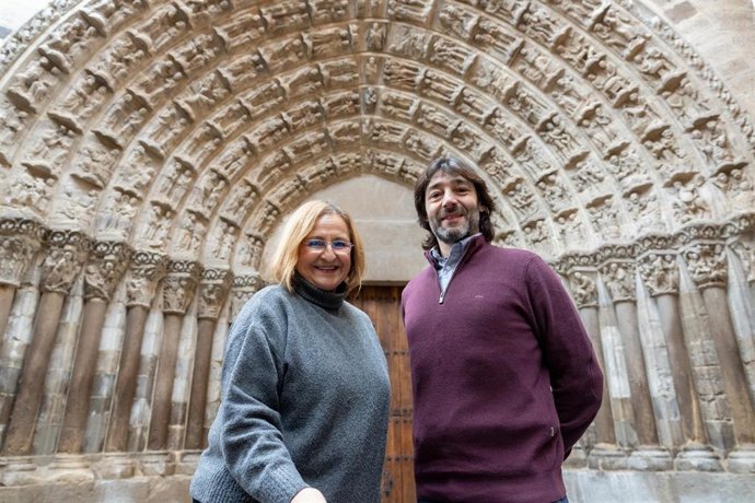 Reeditado el libro 'La Puerta del Juicio', de Diego Carasusán y Blanca Aldanondo.