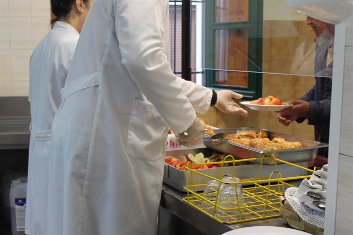 La Asociación Leonesa de Caridad (asleca) ofrecerá menús especiales los días festivos de esta Navidad en su Comedor Social de Puerta Obispo (León).