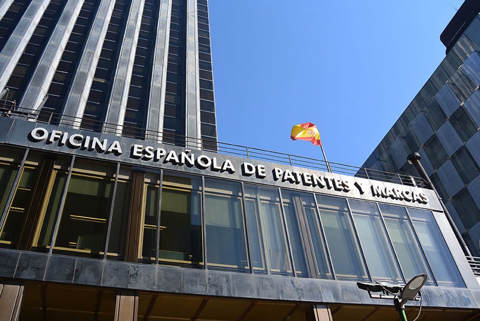 Archivo - Fachada de la Oficina Española de Patentes y Marcas.