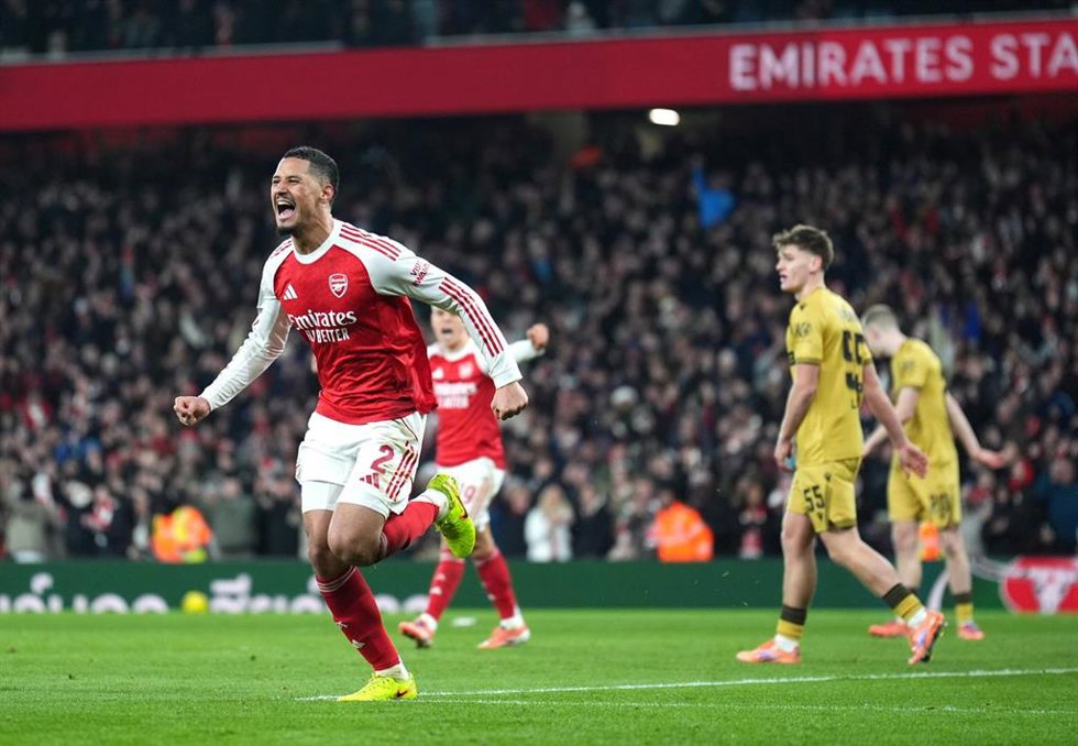 El Arsenal completa las semifinales de la Carabao Cup gracias a los penaltis.