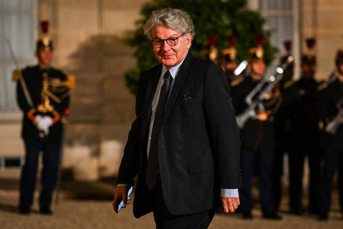 Archivo - Arquivo - 14 de outubro de 2024, Paris, França, França: O ex-comissário europeu Thierry BRETON chega para participar de um jantar oficial de Estado como parte da visita de Estado do Rei Philippe - Filip da Bélgica à França no Palácio Presidencia