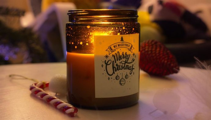 Por qué reutilizar tarros de cristal de velas como vasos no siempre es buena idea