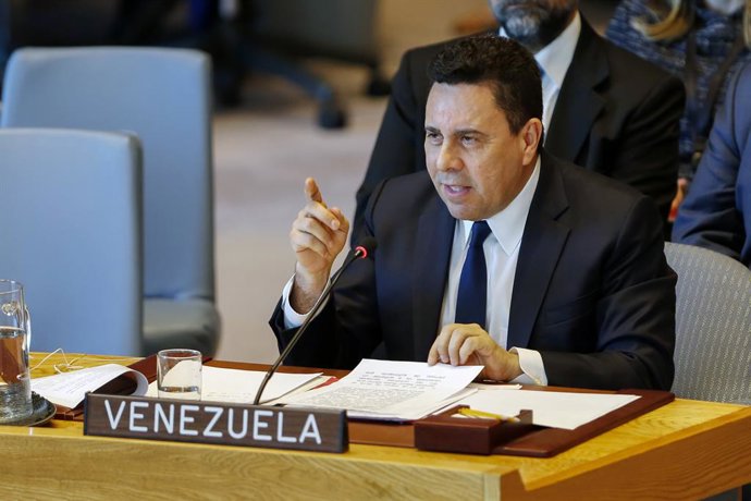 Archivo - NAÇÕES UNIDAS, 10 de abril de 2019 O representante permanente da Venezuela nas Nações Unidas, Samuel Moncada, discursa no Conselho de Segurança da ONU sobre a situação na Venezuela, na sede da ONU em Nova York, em 10 de abril de 2019. Sub-Secret