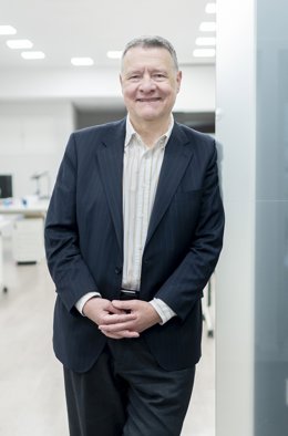 O economista e ex-ministro da Administração Pública da Espanha Jordi Sevilla posa para a Europa Press em 18 de dezembro de 2025 em Madri (Espanha). Jordi Sevilla é formado em Economia e é funcionário público no Cuerpo Superior de Técnicos Comerc