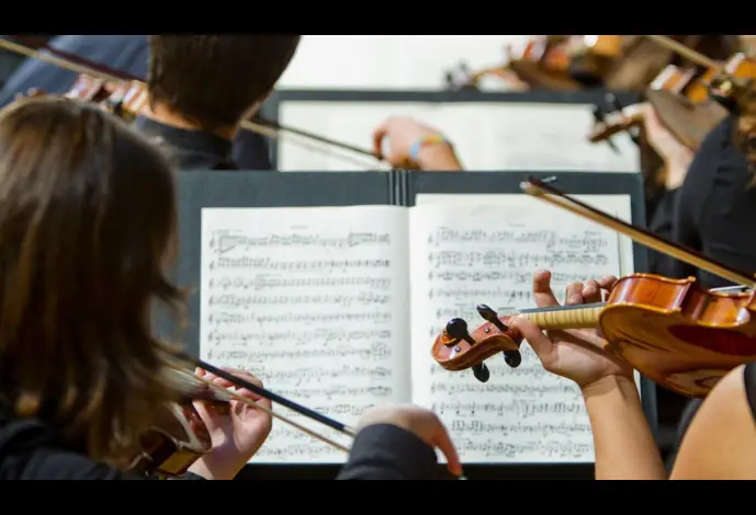 Alumnas de Enseñanzas Artísticas Superiores