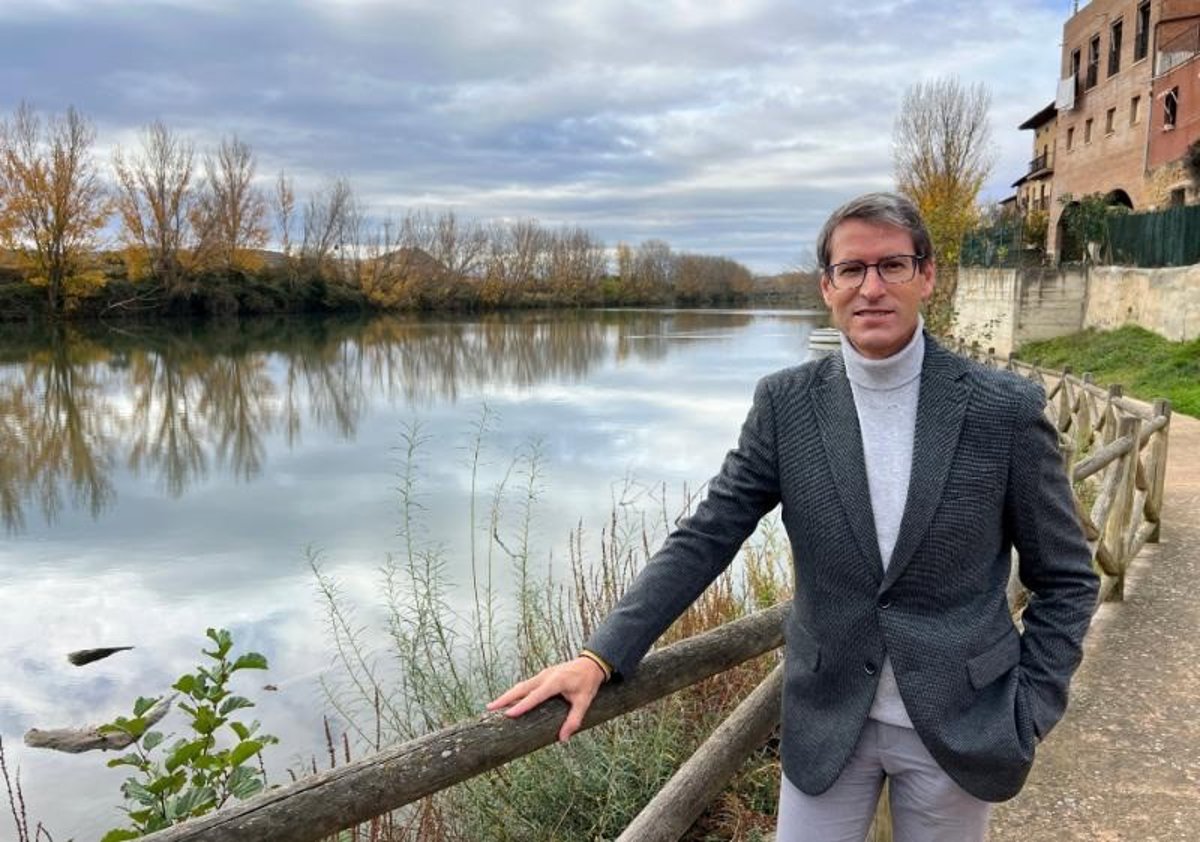 Capellán escoge el  color de los maravillosos paisajes de La Rioja  para brindar por la Navidad y el Año Nuevo