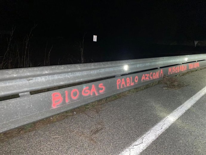 Geroa Bai denuncia pintadas contra su portavoz parlamentario, Pablo Azcona.