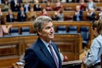 Feijóo respalda el llamamiento de Felipe VI a "cuidar la convivencia entre españoles, reivindicando la Constitución"