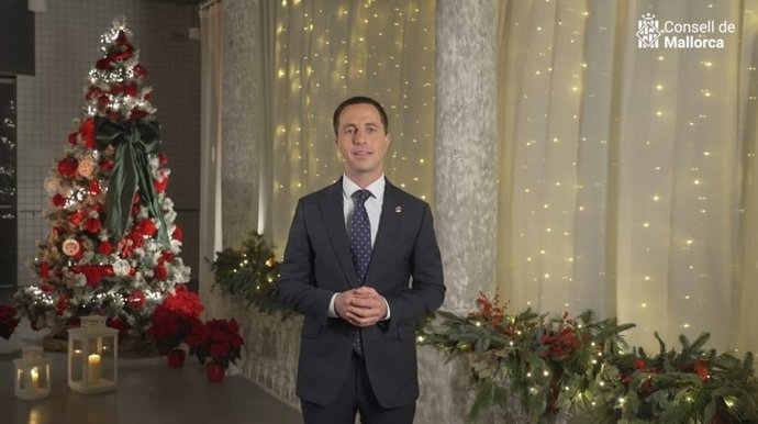 El presidente del Consell de Mallorca, Llorenç Galmés, durante el tradicional mensaje de Navidad.