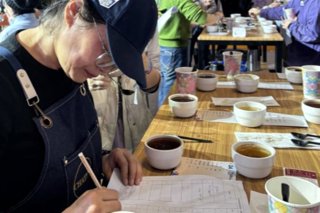 El café peruano se abre camino en el exigente mercado de Shanghái.