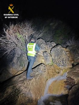 Rescate de dos senderistas extraviados en Arcos de la Sierra.