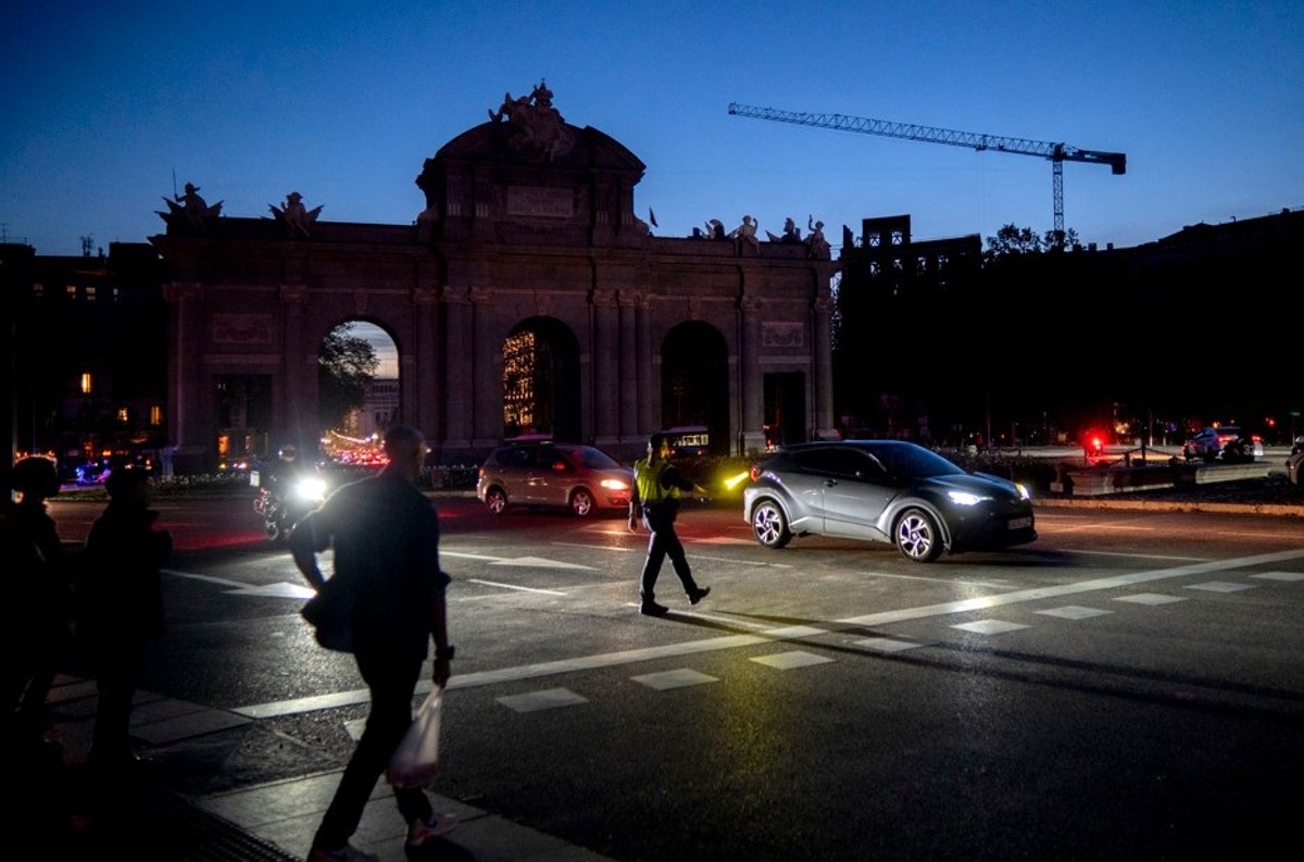 Del apagón eléctrico a la alta tensión política y judicial. Cronología de España en 2025