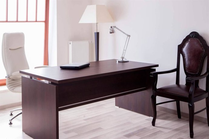 Mercaoficina; Un espacio que inspire y funcione; el valor del mobiliario reacondicionado en la oficina