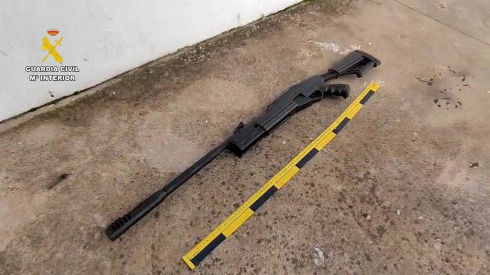 Una de las armas intervenidas.