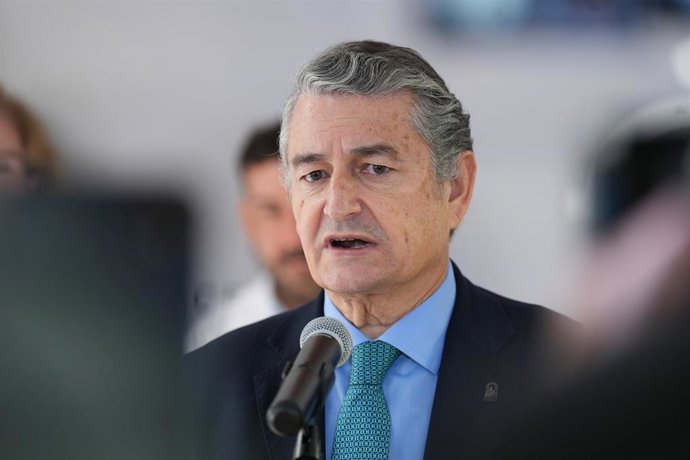 El consejero de Sanidad, Presidencia y Emergencias, Antonio Sanz