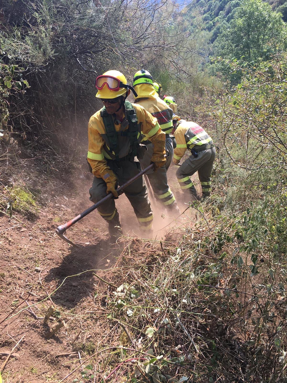 El Gobierno de La Rioja y los bomberos forestales alcanzan un preacuerdo que refuerza las condiciones laborales