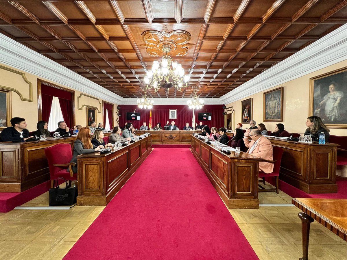 El pleno de Lugo aprueba, con el voto de PP y BNG, la reprobación de José Tomé por las acusaciones de acoso sexual
