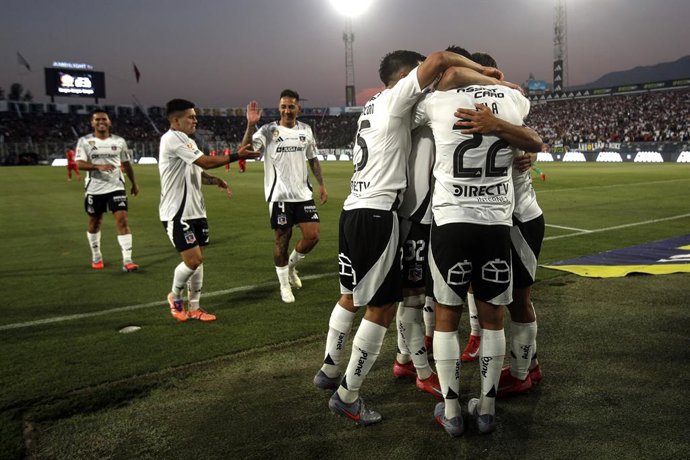 Futbol, Colo Colo vs Union La Calera Fecha 28, Liga de primera 2025. El jugador de Colo Colo Lucas Cepeda , celebra  tras marcar un gol contra Union La Calera durante un partido de la liga de primera disputado en el estadio Monumental de Santiago,
