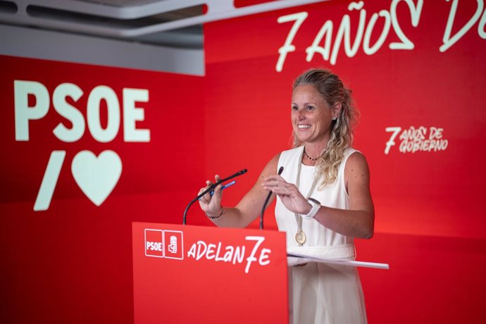 Archivo - La portavoz del PSOE, Montse Mínguez, durante una rueda de prensa posterior a la reunión de la CEF-PSOE en la sede de Ferraz, a 7 de julio de 2025, en Madrid (España). La comisión ejecutiva federal del PSOE ha tenido lugar después del Comité Fed