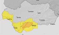 El 112 recomienda extremar la precaución este sábado ante el aviso naranja por fuertes lluvias en Málaga y Cádiz