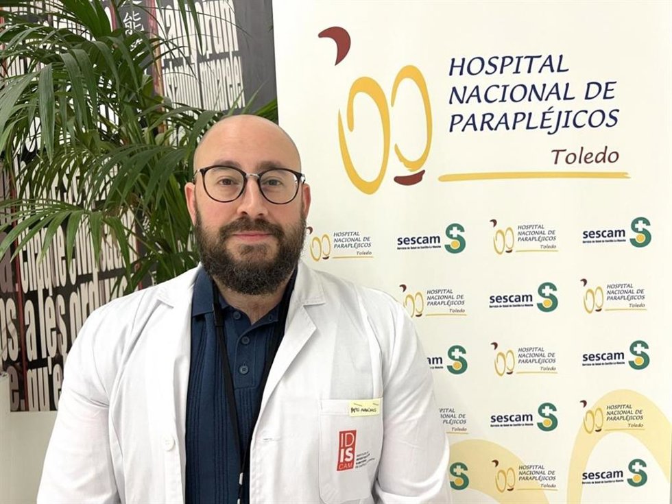 El líder del estudio para presentar un atlas célular de la médula espinal lumbar de un ratón, Pablo Ruiz-Amezcua.