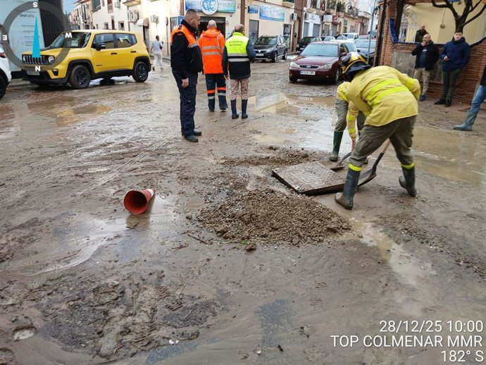 Efectivos de Infoca realizan labores de acondicionamiento de zonas afectadas en Cártama tras lluvias
