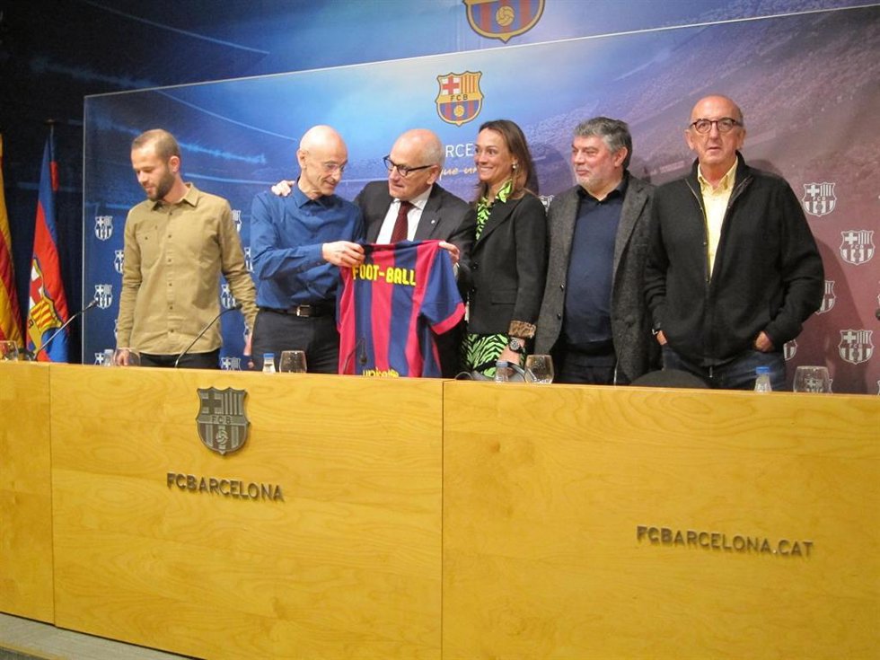 Archivo - Vilarrubí en un acto del Bara en 2015 con su esposa Sol Daurella, el realizador Jordi Morató, el bailarín Cesc Gelabert, el empresario Jaume Roures y el dramaturgo Xavier Albertí