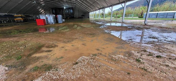 Recinto del Festivern afectado por el temporal.