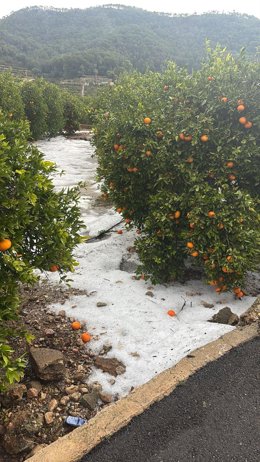 Granizo en Tavernes de la Valldigna (Valencia).