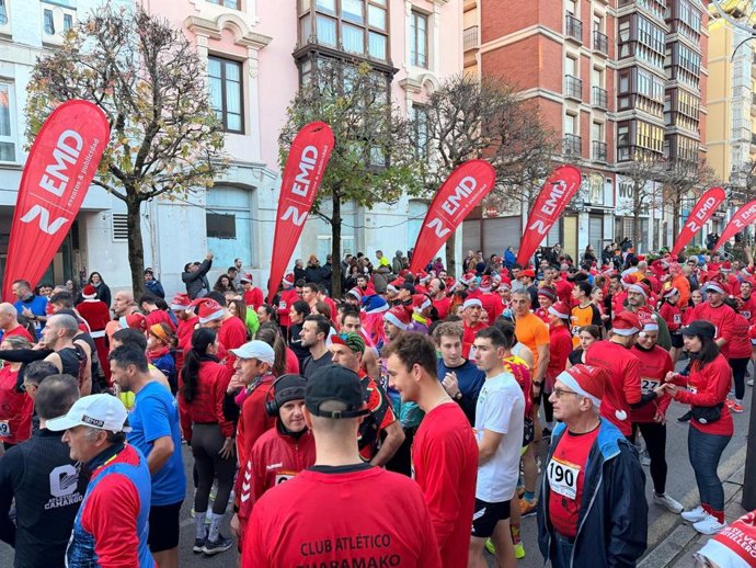 La VII San Silvestre Solidaria de Astillero marca su récord con más de 500 corredores