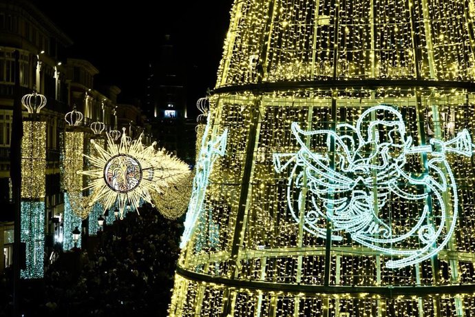 Archivo - Luces de Navidad de Málaga en una imagen de archivo 