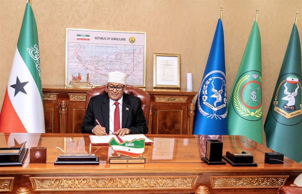 El presidente de la región separatista somalí de Somalilandia, Abdirahman Mohamed Abdulahi