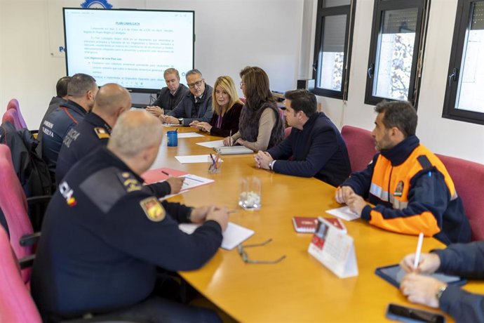 Reunión de coordinación presidida por la alcaldesa de Huelva, Pilar Miranda, para la Vabalgata de Reyes.
