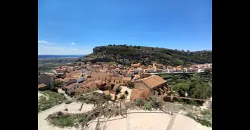 El pueblo valenciano que se incorpora a los más bonitos de España en 2026: entre montañas y con museo de dinosaurios