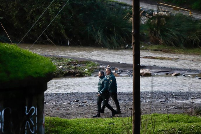 Buscan a dos personas desaparecidas en Alhaurín el Grande (Málaga) tras temporal 